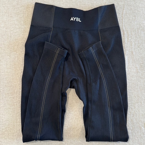 AYBL Seamless Ribbed Leggings High Waist Black Athleisure Workout Size Large - Picture 8 of 8